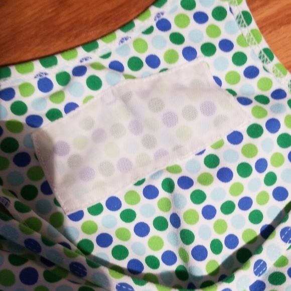 Lands end work out top med - Picture 4 of 6